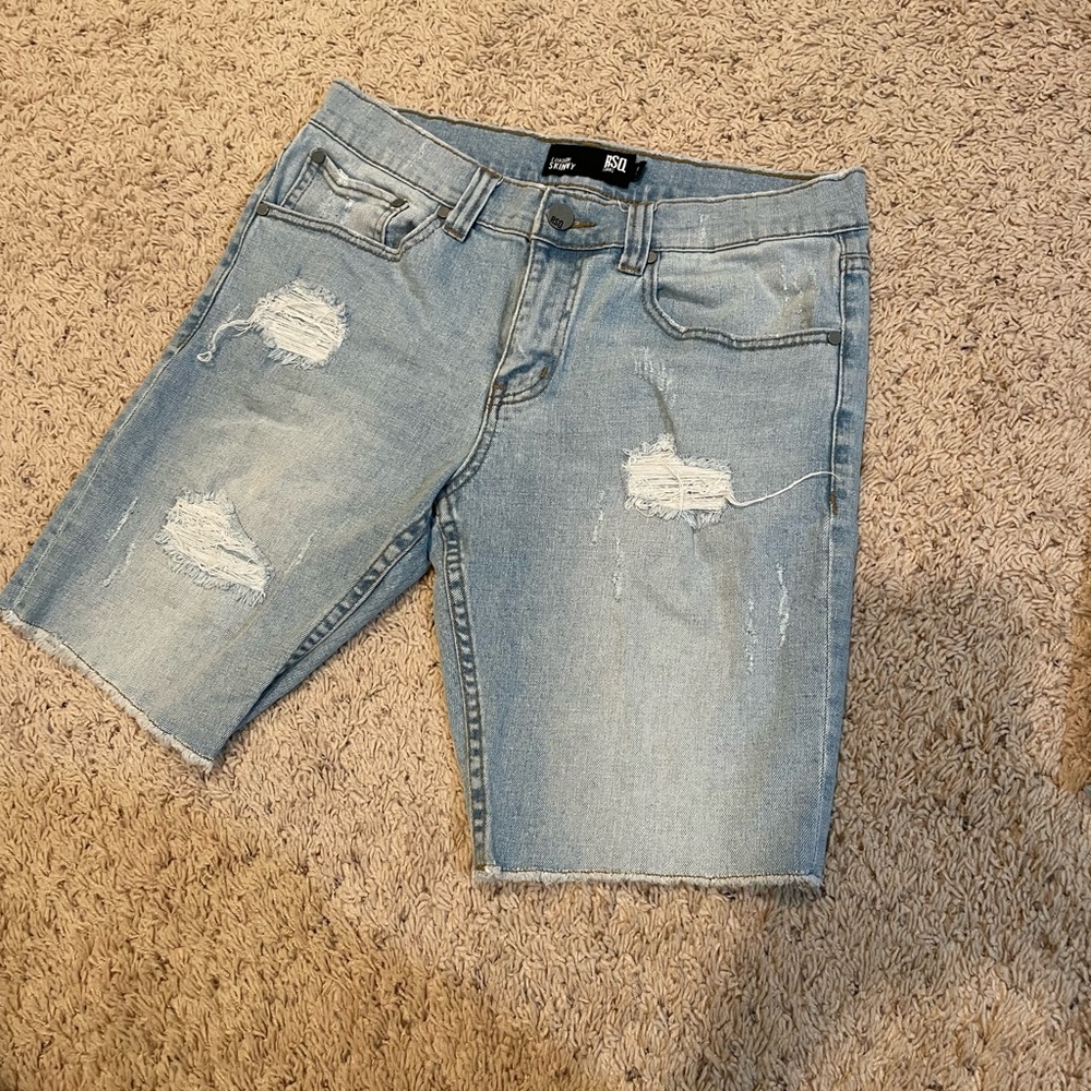 Men jeans shorts, bought a Tilly’s and never worn